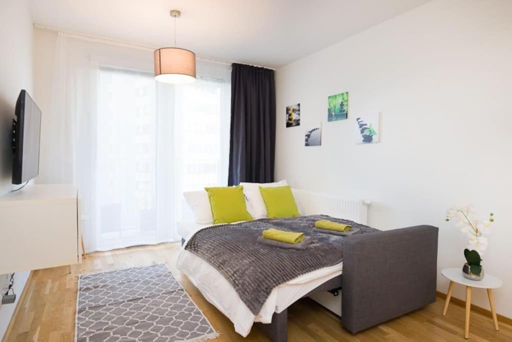 Premium City Apartment With Balcony! Free Garage Parking Included! Vienne Extérieur photo