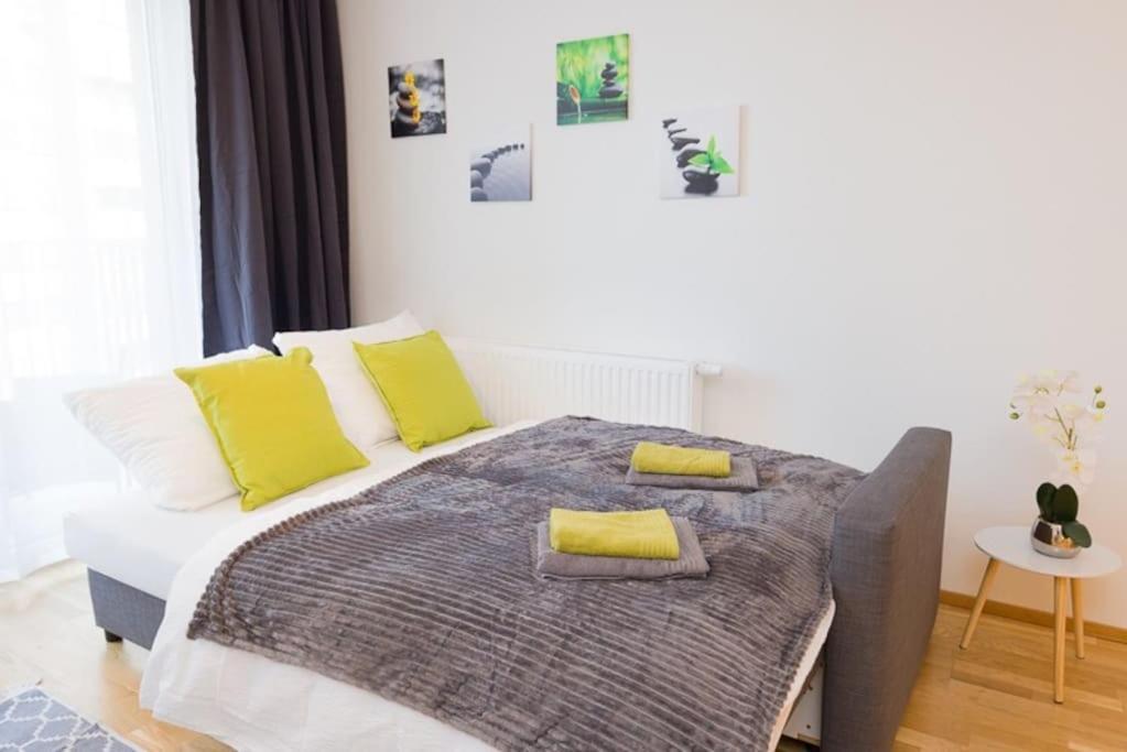 Premium City Apartment With Balcony! Free Garage Parking Included! Vienne Extérieur photo