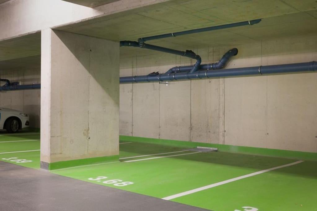 Premium City Apartment With Balcony! Free Garage Parking Included! Vienne Extérieur photo